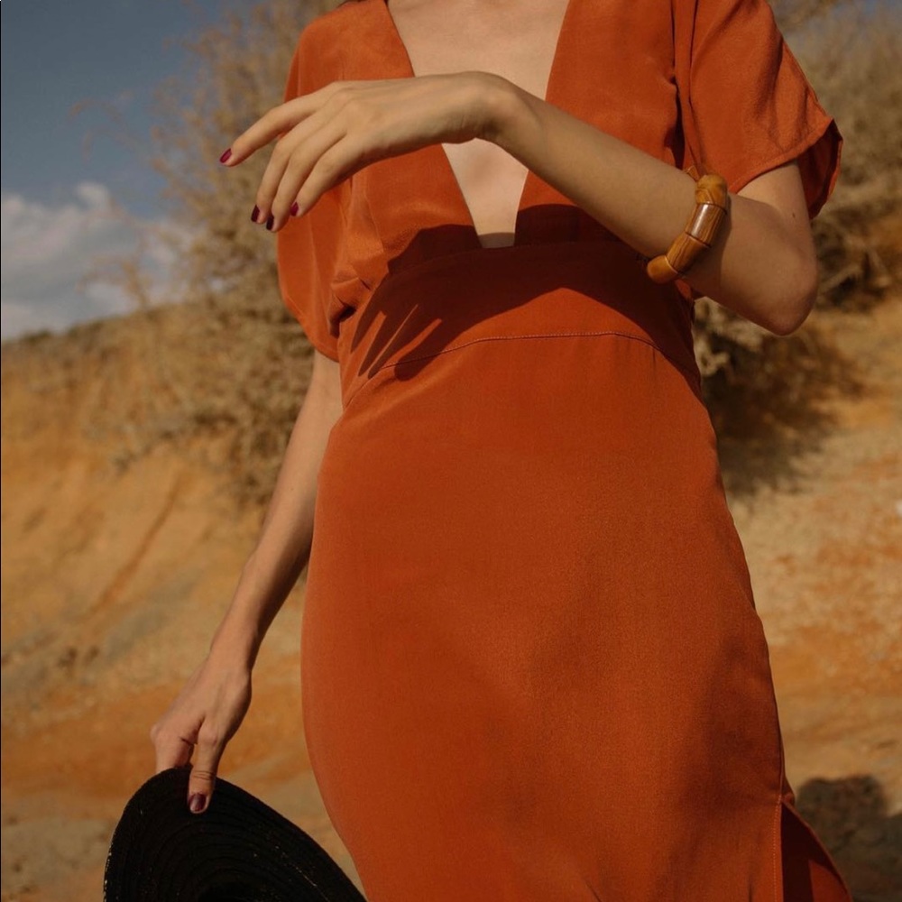 Magali Pascal - Taylor silk midi deep V dress in Earth. Size: Small
